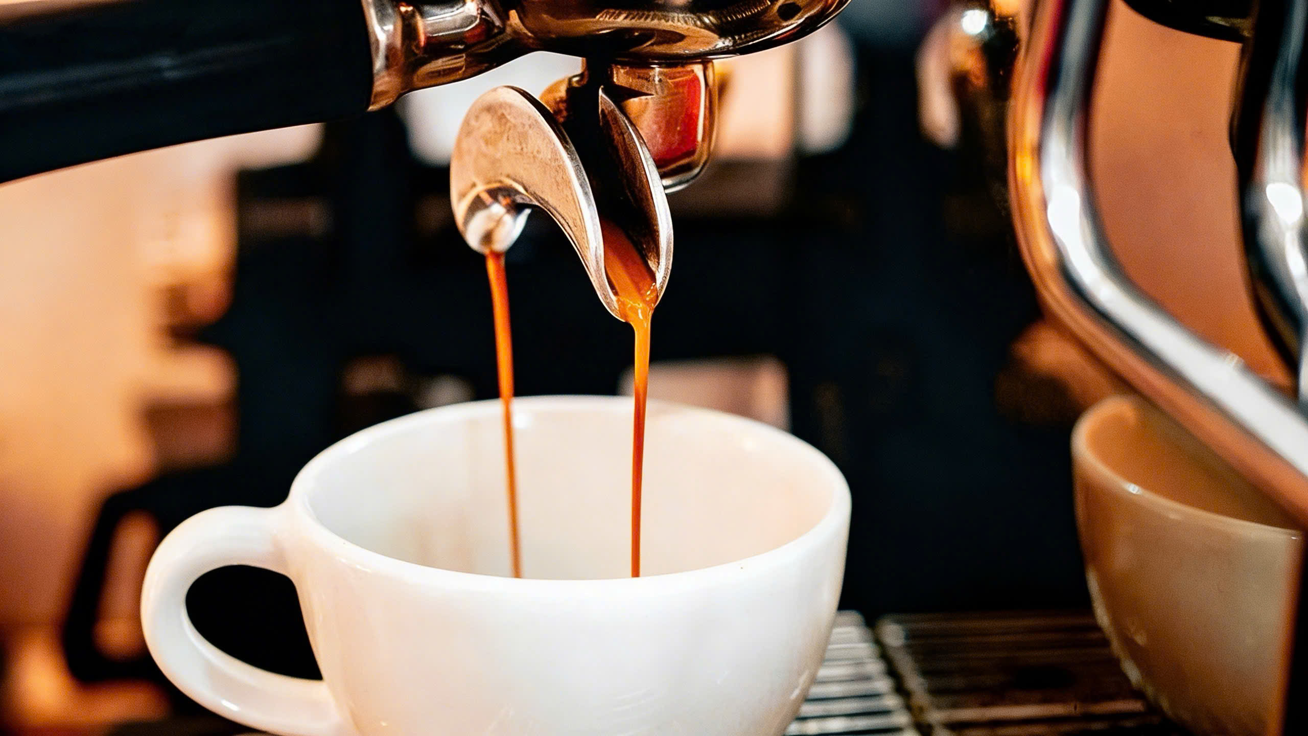 Espresso chảy nhanh chảy chậm